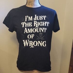 Gildan Black Graphic Tee - Bold Statement